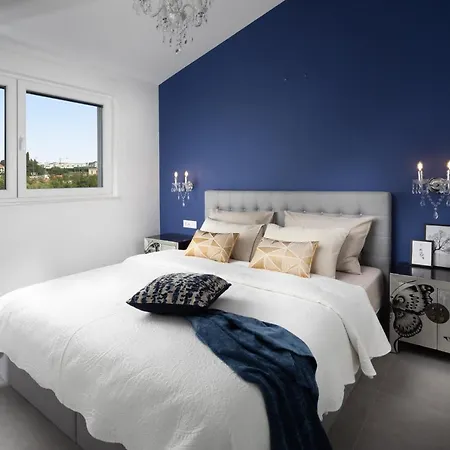 Penthouse Blue Horizon- A Luxury Penthouse With Infinity Pool, Hot Tub And Sea Views! *