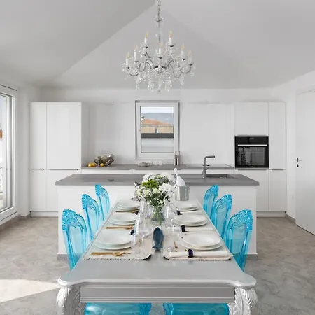 Penthouse Blue Horizon- A Luxury Penthouse With Infinity Pool, Hot Tub And Sea Views! * Πόρετς