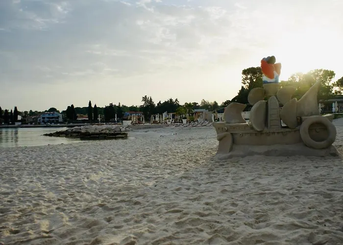 Penthouse Blue Horizon- A Luxury Penthouse With Infinity Pool, Hot Tub, Sauna And Sea Views!