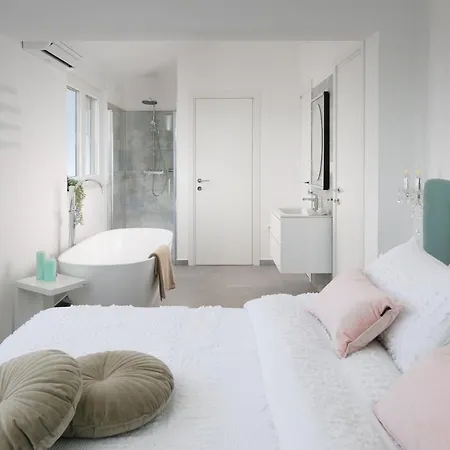 Apartmán Penthouse Blue Horizon- A Luxury Penthouse With Infinity Pool, Hot Tub, Sauna And Sea Views! *