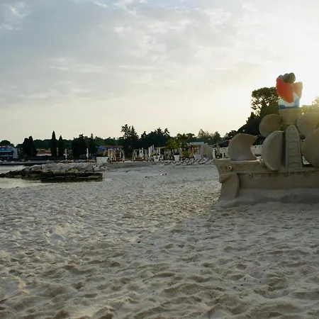 Penthouse Blue Horizon- A Luxury Penthouse With Infinity Pool, Hot Tub And Sea Views!