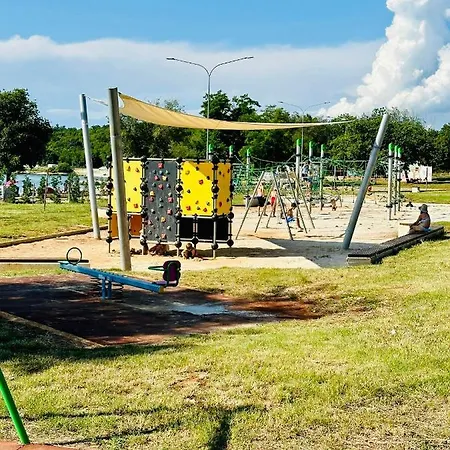 Penthouse Blue Horizon- A Luxury Penthouse With Infinity Pool, Hot Tub And Sea Views!