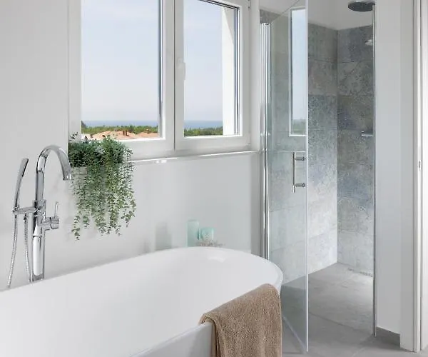 Penthouse Blue Horizon- A Luxury Penthouse With Infinity Pool, Hot Tub, Sauna And Sea Views! * Poreč